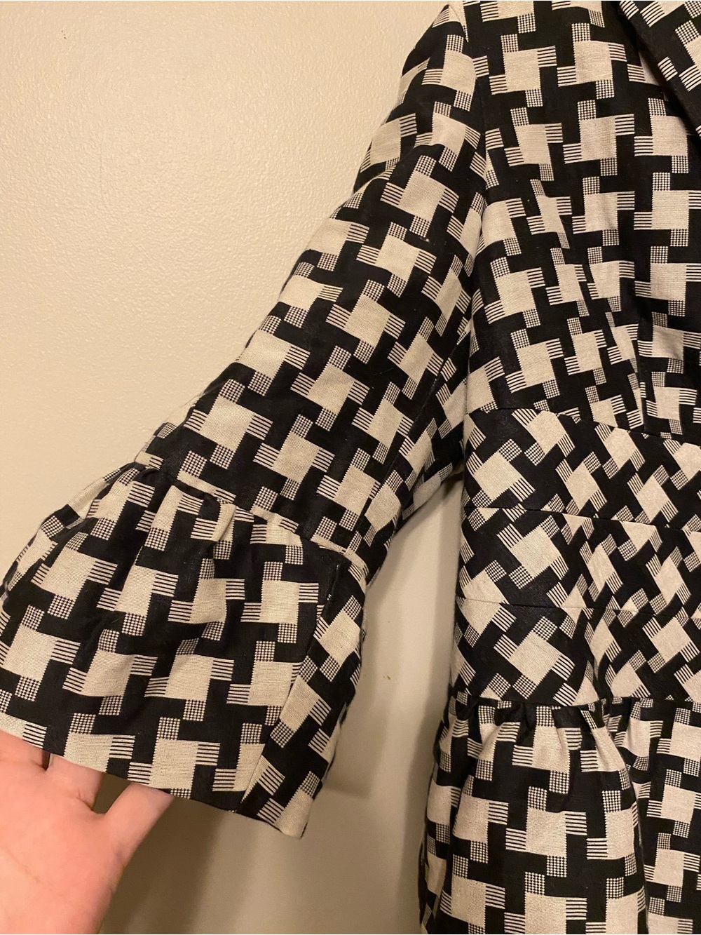 Doncaster Black and White Geometric Peplum Jacket - Picture 3 of 6